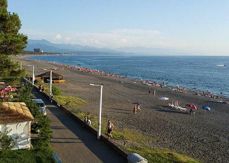 Guest House Kobuleti Esterno foto